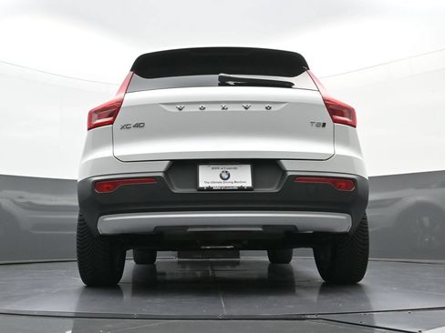 Used 2021 Volvo XC40 T5 Momentum w/ Protection Package Premier AWD/4WD image 25