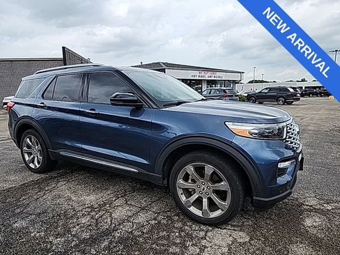 Used 2020 Ford Explorer Platinum w/ Premium Technology Package AWD/4WD image 2