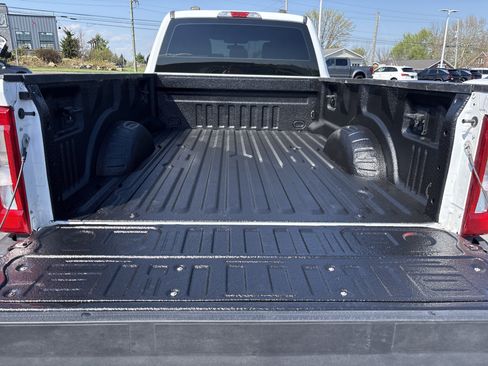 Used 2023 Ford F250 XL w/ FX4 Off-Road Package AWD/4WD image 7