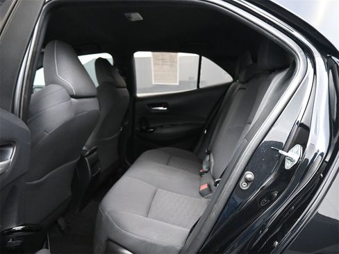 Used 2022 Toyota Corolla SE image 15