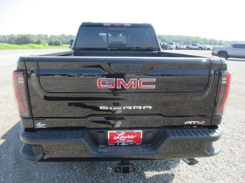 New 2026 GMC Sierra 2500 AT4 w/ AT4 Premium Plus Package AWD/4WD image 6