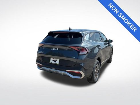 Used 2023 Kia Sportage LX AWD/4WD image 3