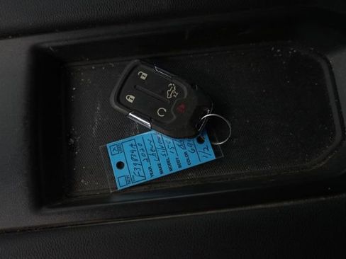 Used 2020 Chevrolet Silverado 1500 LT image 23