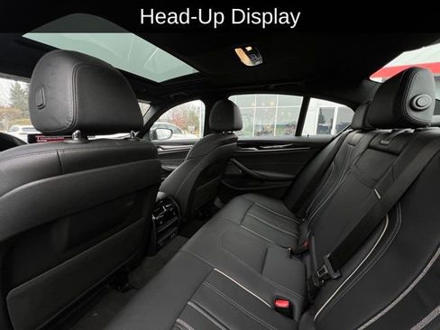 Used 2023 BMW 540i xDrive w/ Premium Package image 8