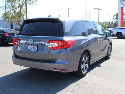 Used 2018 Honda Odyssey Touring image 7