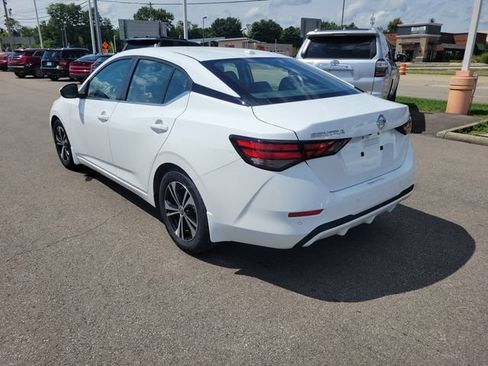 Used 2022 Nissan Sentra SV w/ All-Weather Package FWD image 3