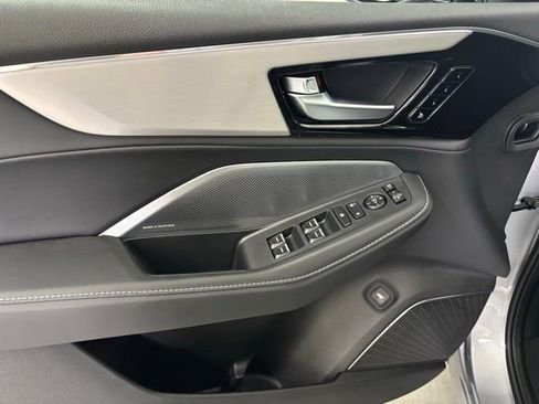 Used 2026 Acura MDX w/ Technology Package image 11