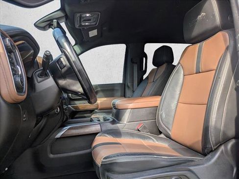 Used 2022 Chevrolet Silverado 2500 High Country w/ Technology Package image 11