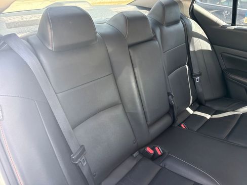 Used 2023 Nissan Altima 2.0 SR FWD image 36