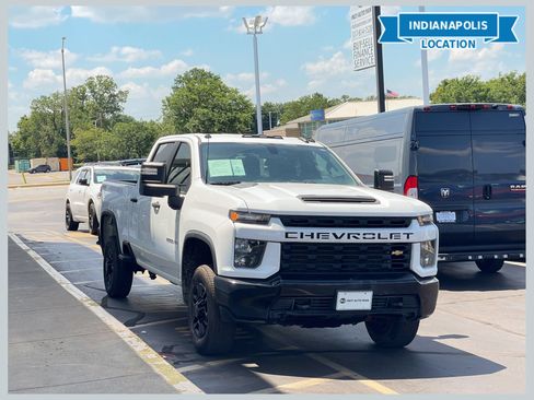 Used 2021 Chevrolet Silverado 2500 Custom w/ Custom Value Package AWD/4WD image 1