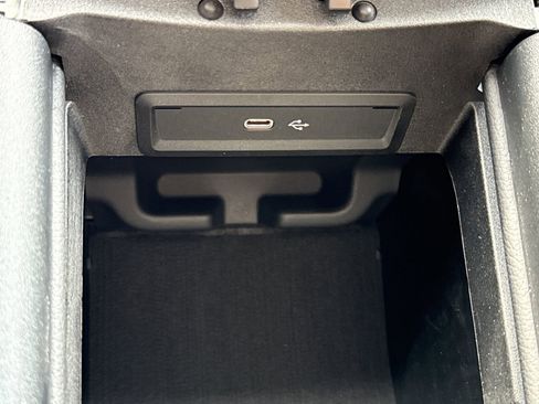 New 2026 Mercedes-Benz GLE 350 4MATIC image 32