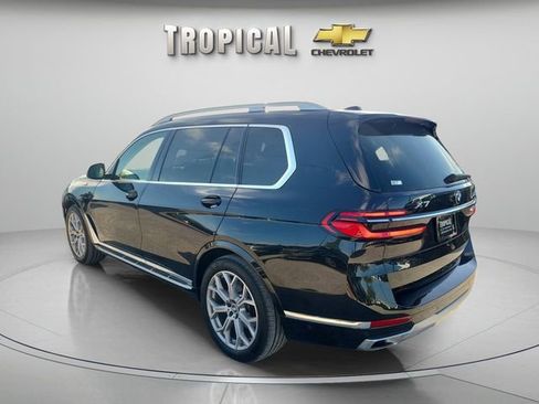 Used 2025 BMW X7 xDrive40i image 3