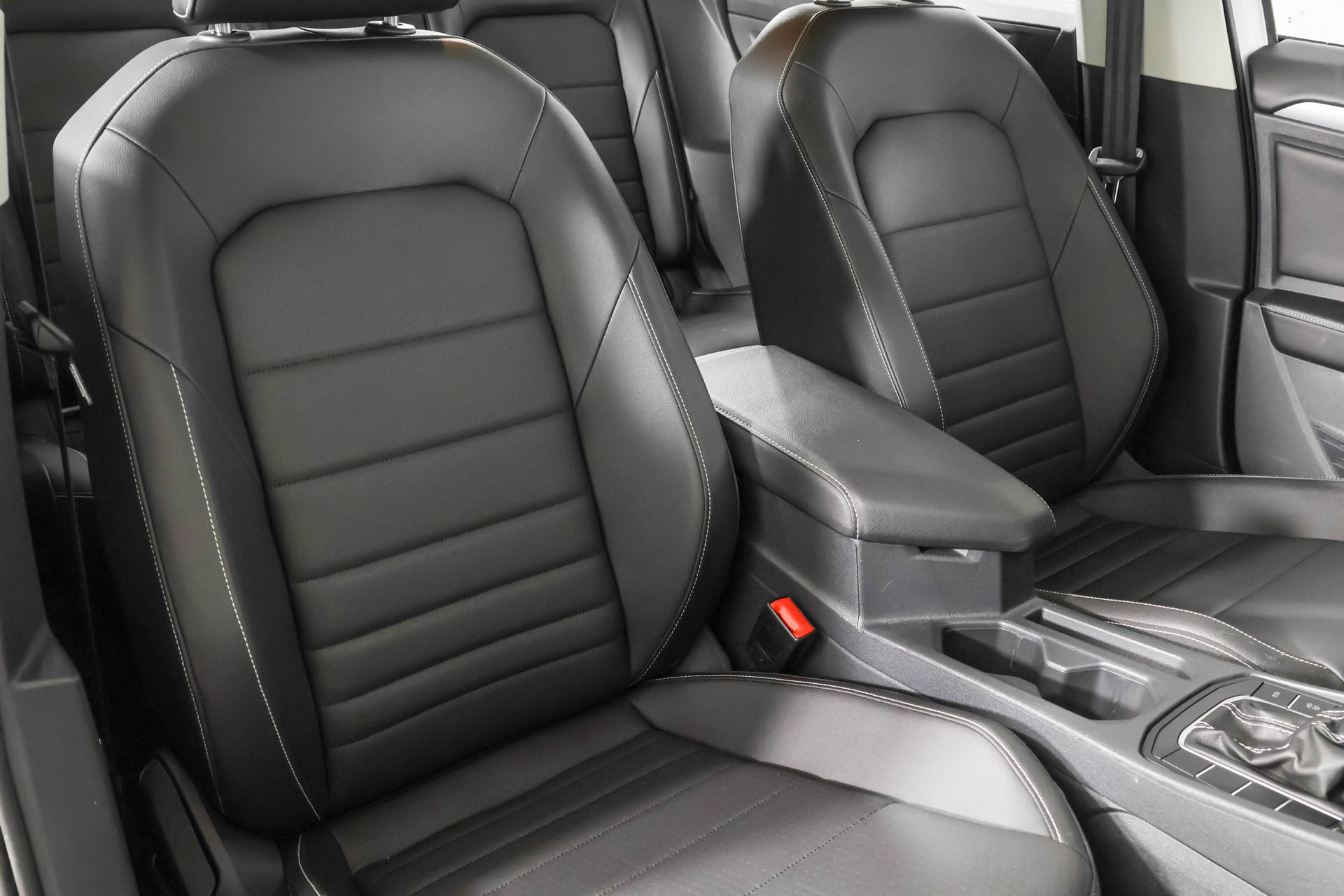 Used 2023 Volkswagen Jetta SE FWD image 45