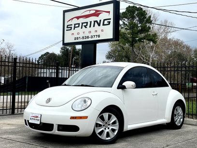 Used 2009 Volkswagen Beetle Base 2dr Coupe 5M