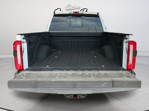Used 2023 Ford F250 Lariat w/ Lariat Ultimate Package AWD/4WD image 25