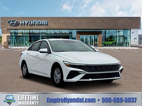 New 2026 Hyundai Elantra SE FWD image 11