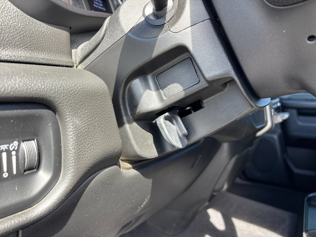 Used 2020 RAM 2500 Big Horn AWD/4WD image 46