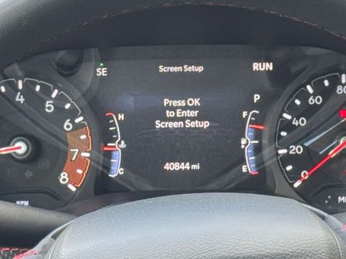 Used 2025 Jeep Compass Trailhawk image 39