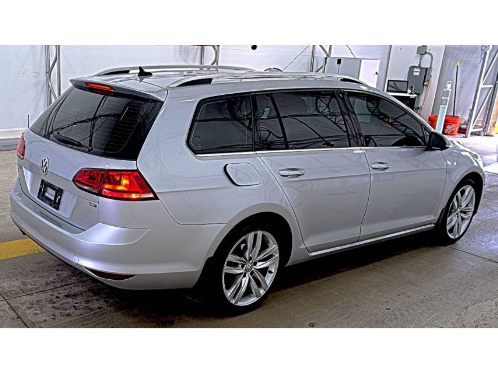 Used 2015 Volkswagen Golf SEL FWD image 6