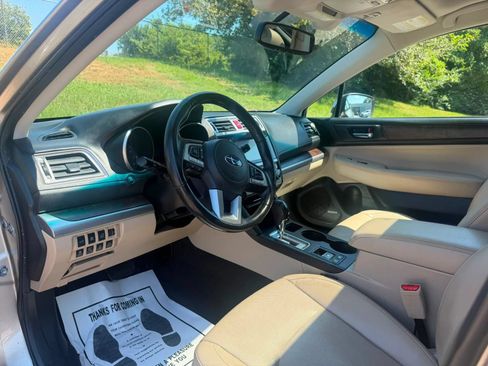Used 2016 Subaru Outback 2.5i Limited AWD/4WD image 14