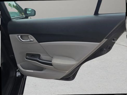 Used 2015 Honda Civic LX image 17