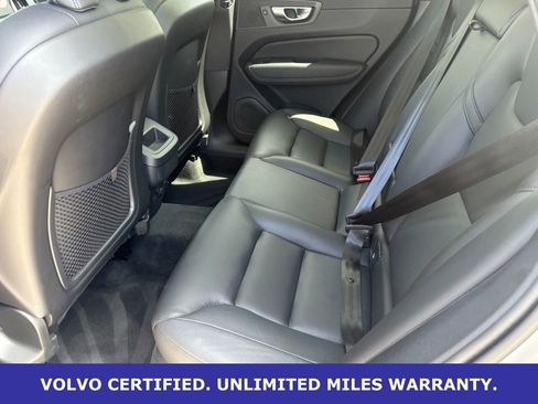 Certified 2025 Volvo XC60 B5 Core AWD/4WD image 35
