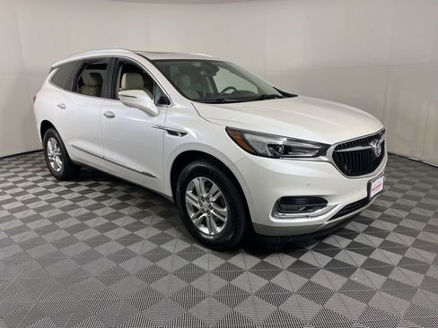 Used 2018 Buick Enclave Premium image 19