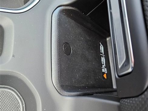 New 2026 GMC Sierra 1500 SLT w/ SLT Premium Package image 28