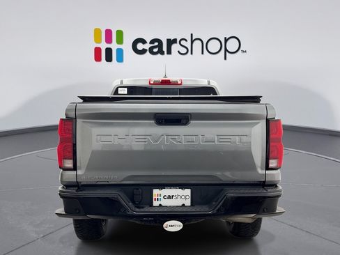 Used 2025 Chevrolet Colorado Z71 w/ Technology Package AWD/4WD image 4