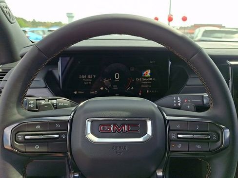 New 2026 GMC Acadia AT4 w/ Luxury Package image 15