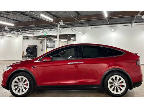Used 2019 Tesla Model X Performance AWD/4WD image 8