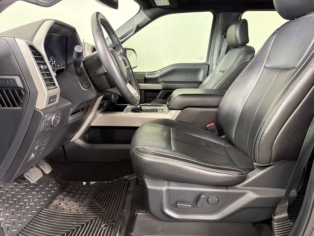 Used 2020 Ford F150 Lariat w/ Equipment Group 502A Luxury AWD/4WD image 20