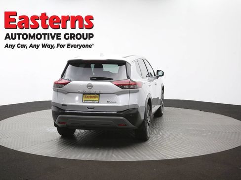 Used 2023 Nissan Rogue SV AWD/4WD image 35