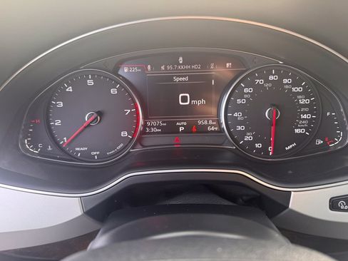 Used 2019 Audi Q7 2.0T Premium w/ Convenience Package AWD/4WD image 18