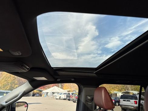 Used 2024 Ford Expedition Max Limited image 21