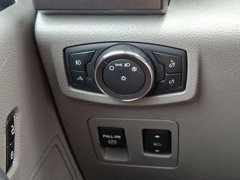 Used 2019 Ford F150 XLT w/ Equipment Group 302A Luxury AWD/4WD image 30