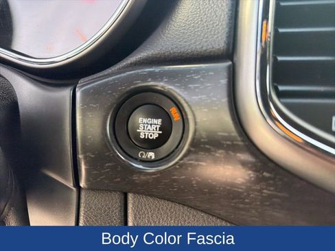 Used 2018 Jeep Grand Cherokee Altitude image 25