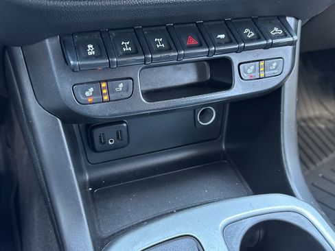 Used 2020 Chevrolet Colorado ZR2 w/ ZR2 Dusk Special Edition AWD/4WD image 11