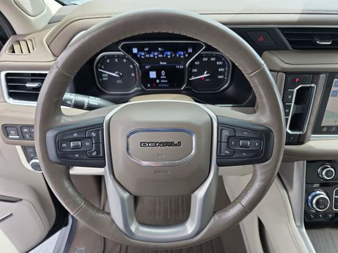 Used 2021 GMC Yukon Denali w/ Denali Ultimate Package AWD/4WD image 18