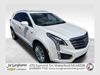Used 2017 Cadillac XT5 Luxury w/ Driver Awareness Package FWD 360° Tour
