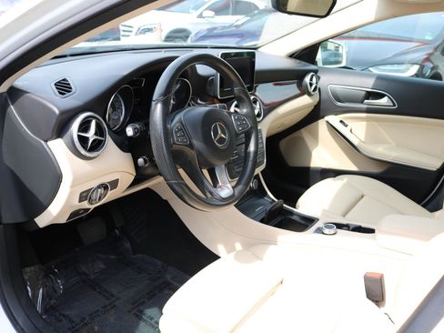 Used 2016 Mercedes-Benz GLA 250 image 15