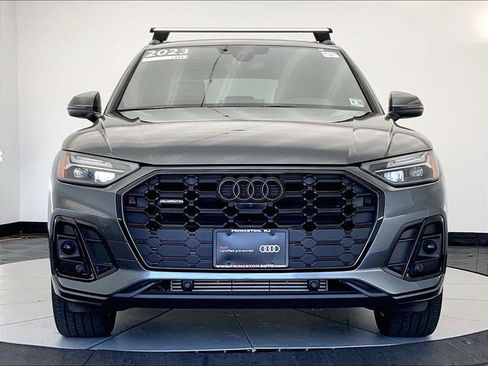 Used 2023 Audi Q5 2.0T Premium Plus w/ Premium Plus Package image 3