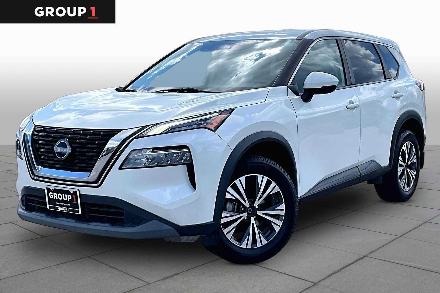 Used 2022 Nissan Rogue SV FWD image 1