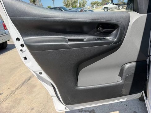 Used 2014 Nissan NV200 S w/ Cruise Control Package FWD image 15