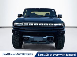 New 2025 GMC Hummer EV 2X w/ Extreme Off-Road Package video 2