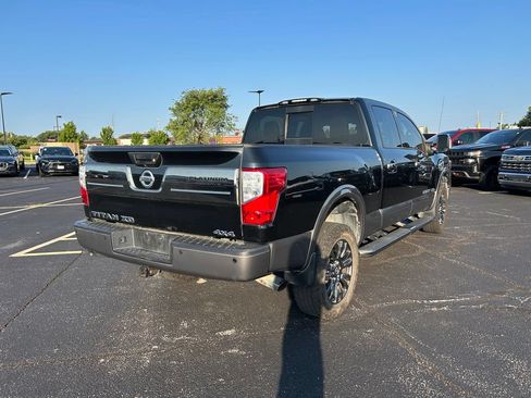 Used 2019 Nissan Titan Platinum Reserve w/ Platinum Utility Package AWD/4WD image 9