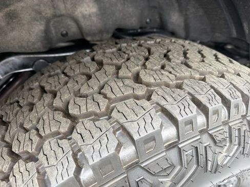 Used 2025 Ford Bronco Badlands AWD/4WD image 29