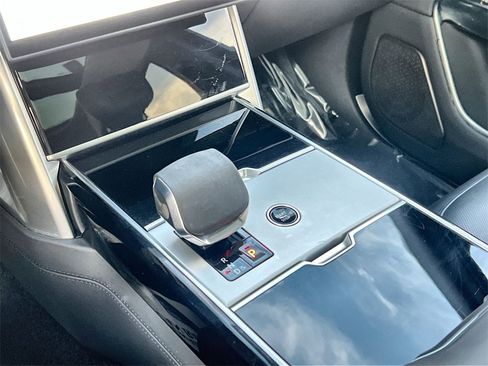 Used 2024 Land Rover Range Rover Autobiography image 28