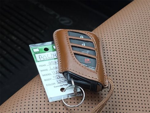 Used 2022 Lexus UX 250h w/ Premium Package image 38