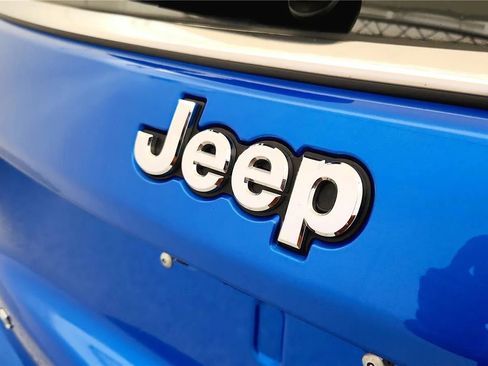 Used 2024 Jeep Compass Limited AWD/4WD image 16